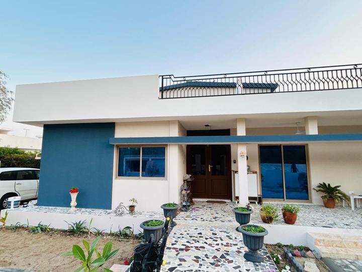 Villa exterior painting